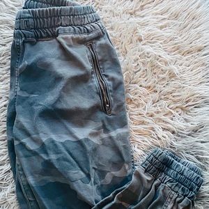 Tna pants